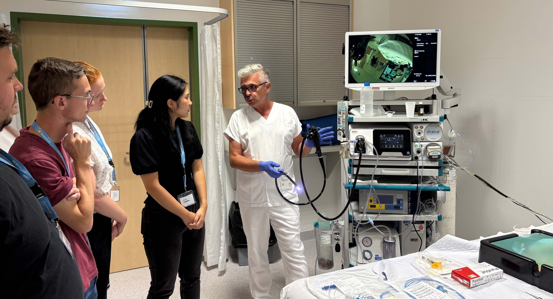 Foto: Gesundheit Burgenland Mehrere Personen bei einem Workshop in einer Klinik