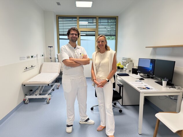 Die Akutärzt*innen Dr. Mathias Lindermuth und Dr.in Astrid Pfeifenberger