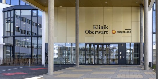 Eingang der Klinik Oberwart