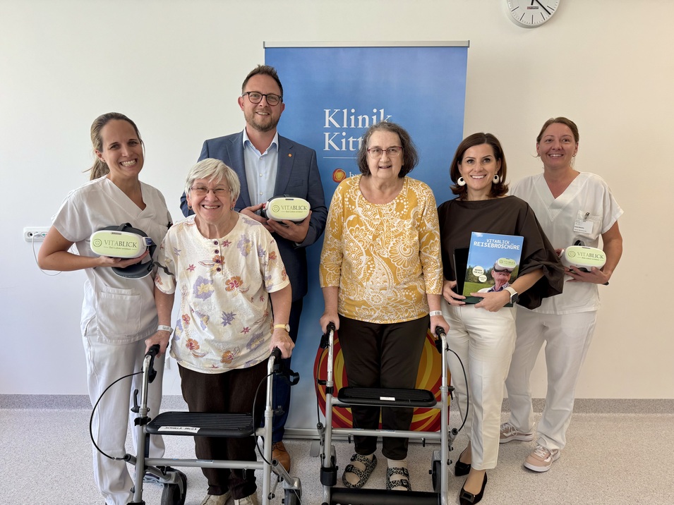 Foto: Gesundheit Burgenland V.l.: Ergotherapeutin Cornelia Hiermann, Helga Schulla, kaufmännischer Direktor Dieter Feitek, Elisabeth Egger, Pflegedirektorin Bettina Ziniel und die stellvertretende Stationsleitung AG/R Sandra Wenschitz