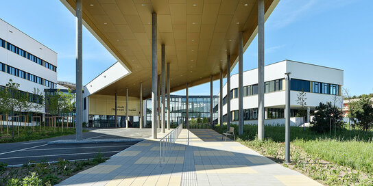 Die Klinik Oberwart von vorne